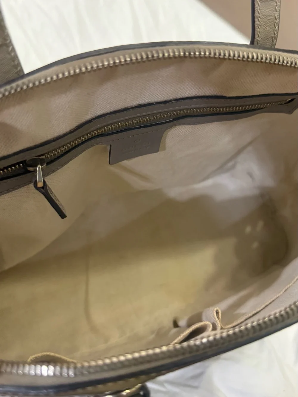 Gucci patent guccissima
